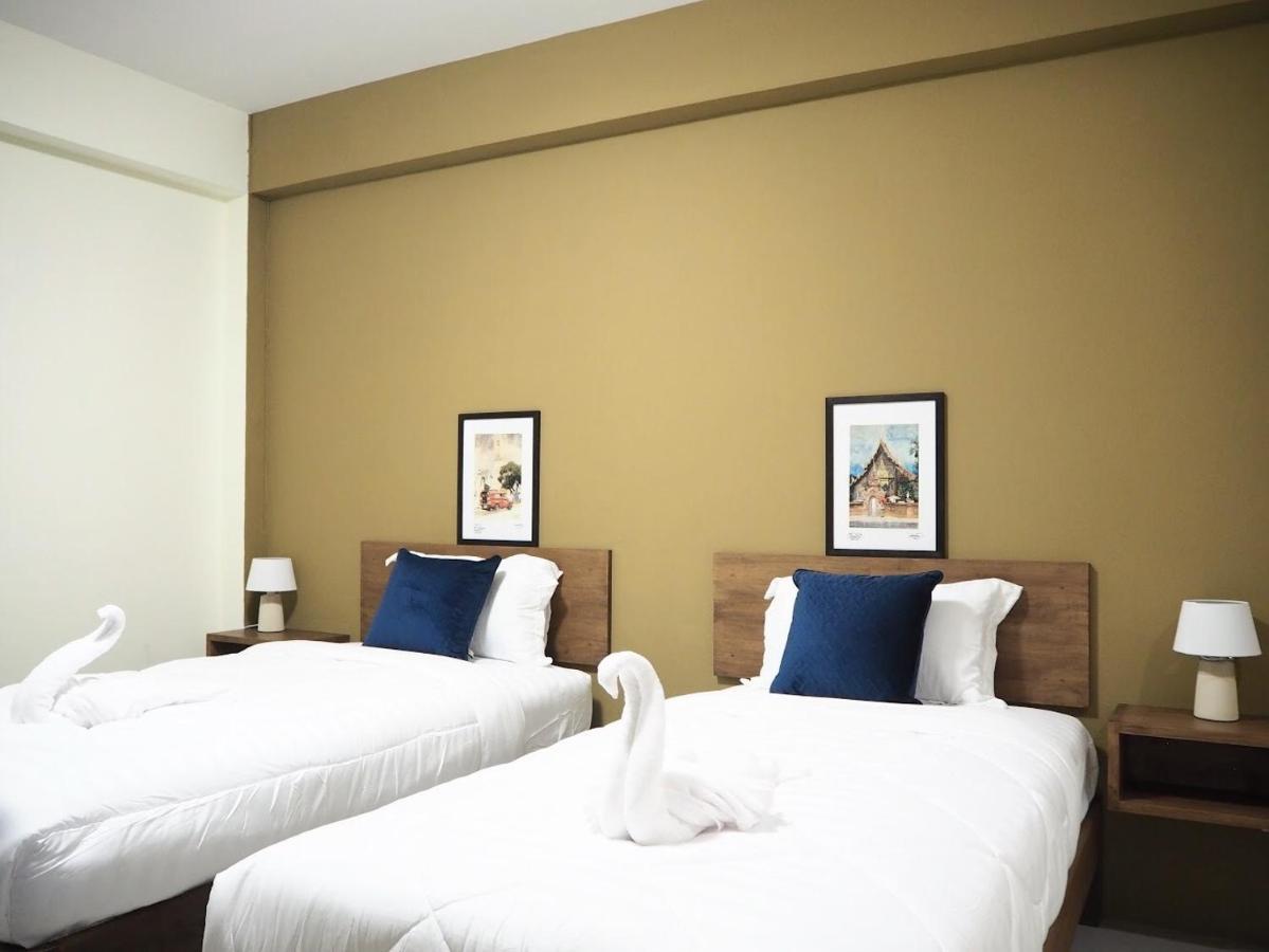 Bua House Poshtel Hotel เชียงใหม่ ภายนอก รูปภาพ