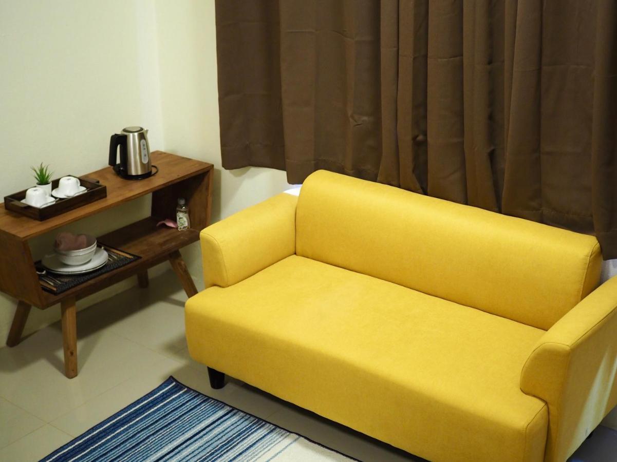 Bua House Poshtel Hotel เชียงใหม่ ภายนอก รูปภาพ